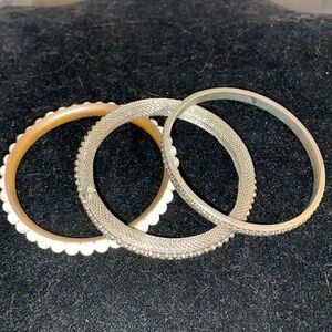 Set of 3 bracelets